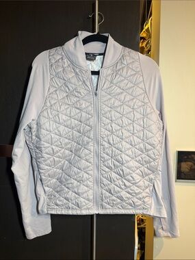 Nike Women's Light Gray Quilted athletic running Jacket